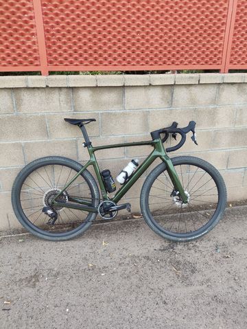 Used Scott Addict Sram Apex Etap AXS 2023 Road & Gravel, Green — image 1 of 6