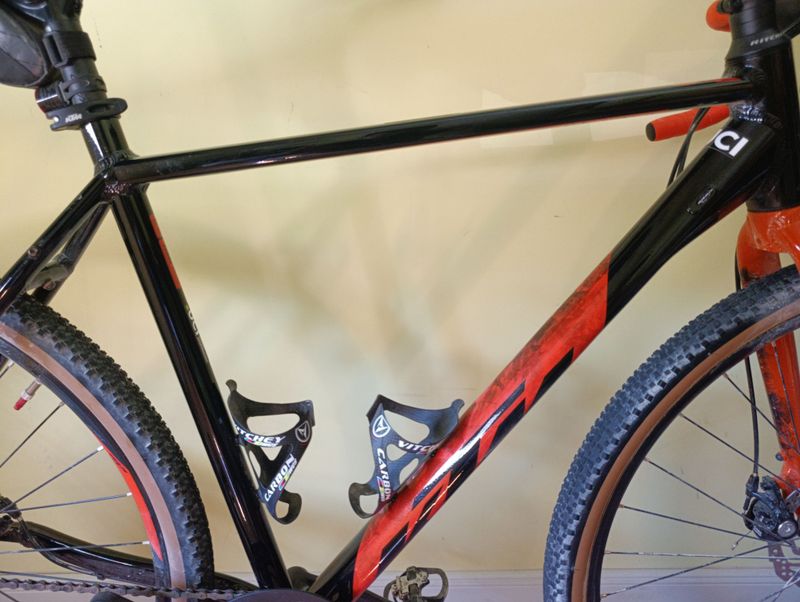 Used KTM X 30 2025 Road & Gravel, Red — image 2 of 11