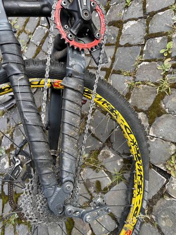 Used Canyon Torque ES8.0 2010 Mountainbike, Black — image 2 of 4