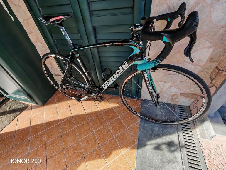 Used Bianchi Infinito Cv Super Record 2016 2015 Road & Gravel, Black — image 2 of 3