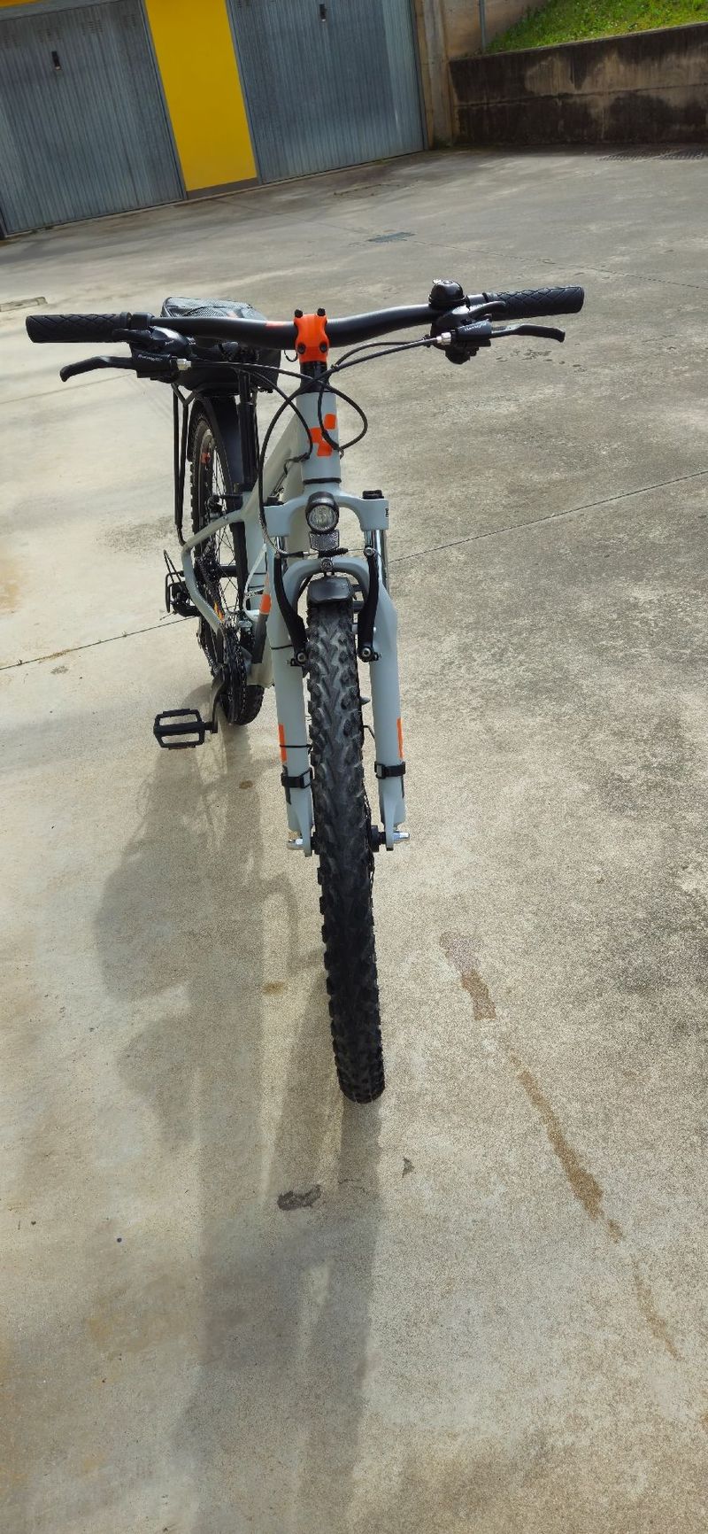 Used Cube 260 Allroad 2023 Mountainbike, White — image 5 of 8