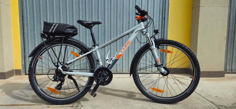 Used Cube 260 Allroad 2023 Mountainbike, White — image 1 of 8