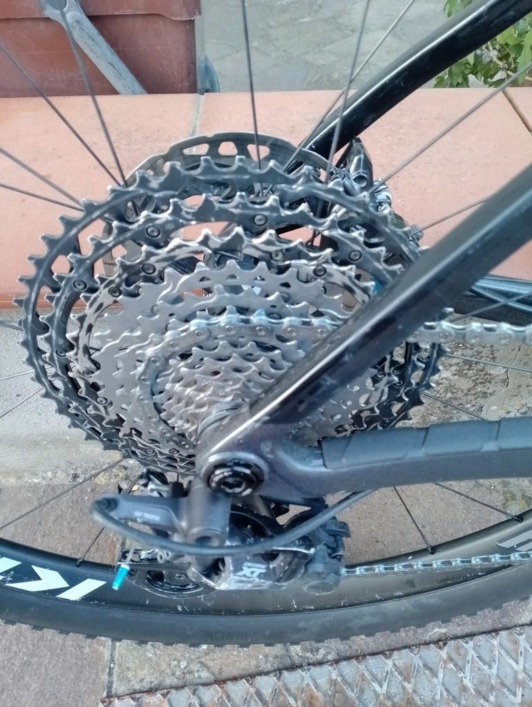 Used Trek Procaliber 9.8 2023 2023 Mountainbike, Black, 29 — image 3 of 7