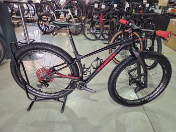 Trek, STACHE CUSTOM