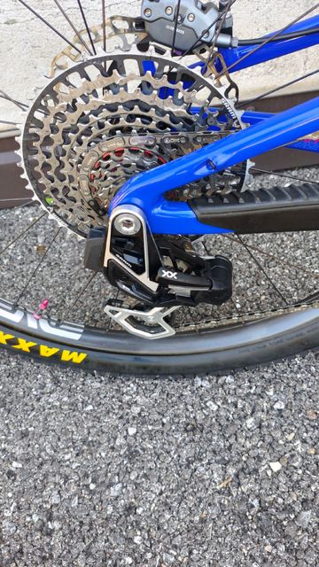 Used Santa Cruz Tallboy Sram Eagle Transmission XX 2024 Mountainbike, Blue — image 3 of 15