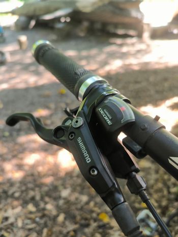 Used GT Sensor Elite 2017 2017 Mountainbike, Blue, 27.5 — image 13 of 15