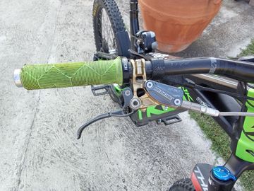 Thok TK01 SRAM GX DH 2023 Mountainbike d'occasion — image 5 sur 5