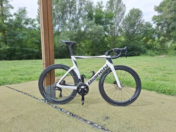 Bianchi Infinito Campagnolo Athena 2019