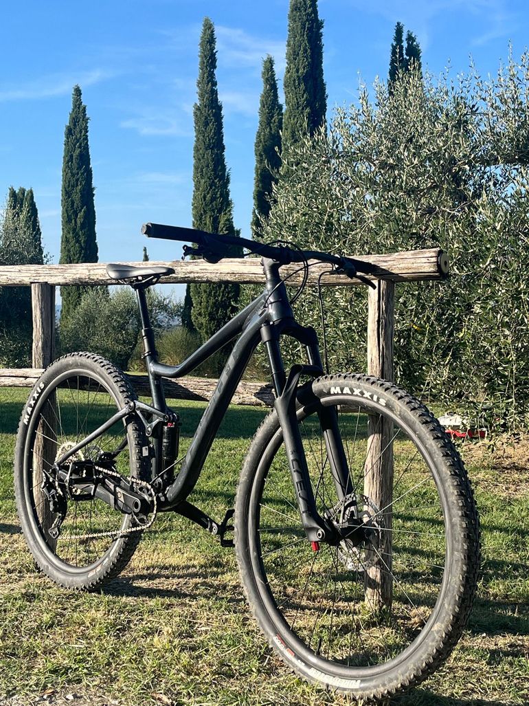 Used Giant Stance 29 2 2024 2024 Mountainbike, Black, 29 — image 2 of 13
