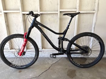 Gebrauchtes Vitus VRX 27.5 2021 Mountainbike, Schwarz — Bild 2 von 9