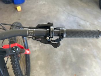 Gebrauchtes Vitus VRX 27.5 2021 Mountainbike, Schwarz — Bild 8 von 9