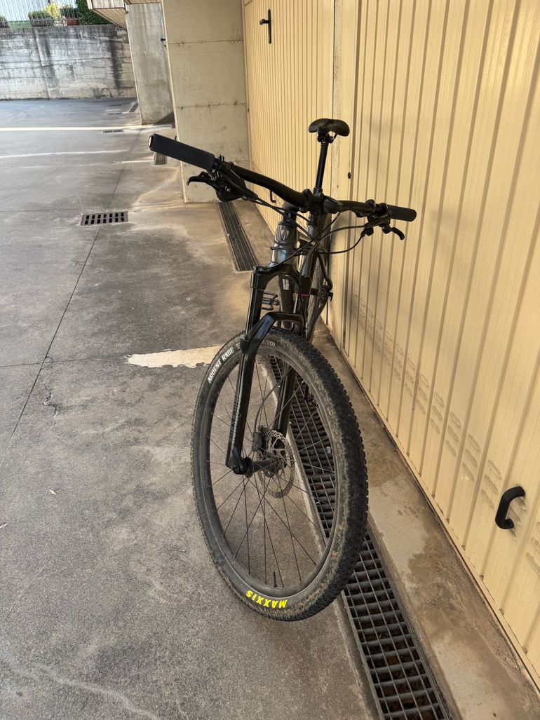 Used Trek Procaliber 9.6 2023 2023 Mountainbike — image 3 of 4