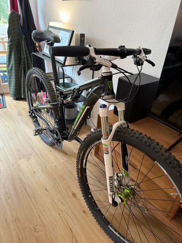 Used Trek Superfly 100 AL 2013 2013 Mountainbike, Black, 29 — image 11 of 14