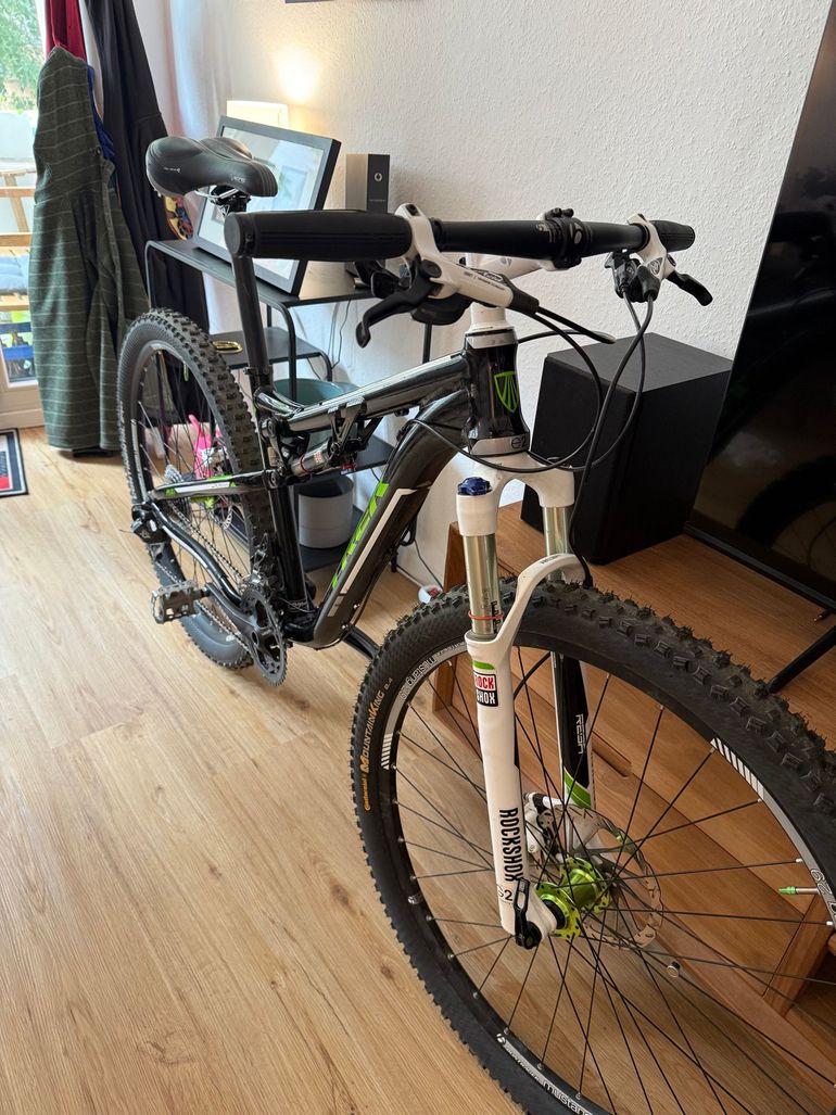 Used Trek Superfly 100 AL 2013 2013 Mountainbike, Black, 29 — image 11 of 14