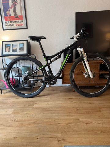 Used Trek Superfly 100 AL 2013 2013 Mountainbike, Black, 29 — image 1 of 14