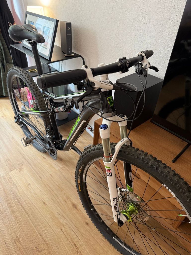 Used Trek Superfly 100 AL 2013 2013 Mountainbike, Black, 29 — image 4 of 14