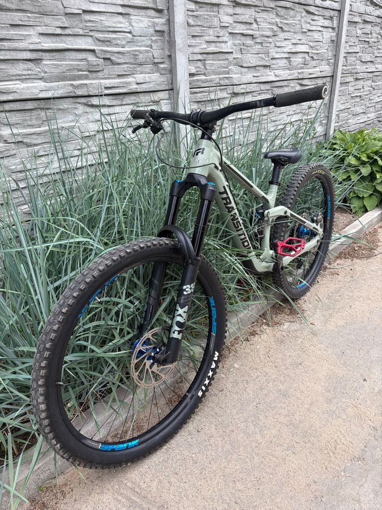 Used Transition Sentinel Other 2023 Mountainbike, Grün, 29 — image 3 of 8