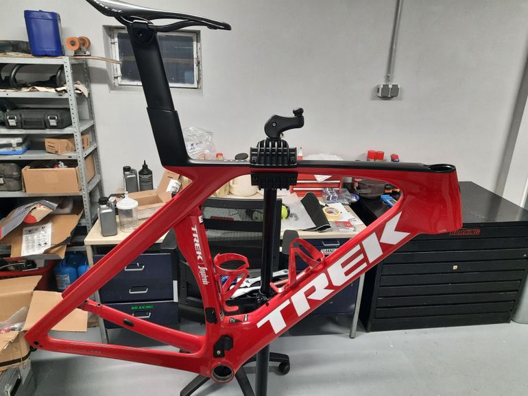 Used Trek Madone SLR 9 Gen 7 2024 Frameset 2024 Road & Gravel — image 1 of 12