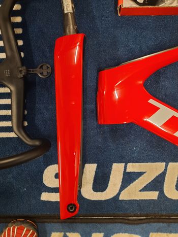 Used Trek Madone SLR 9 Gen 7 2024 Frameset 2024 Road & Gravel — image 9 of 12