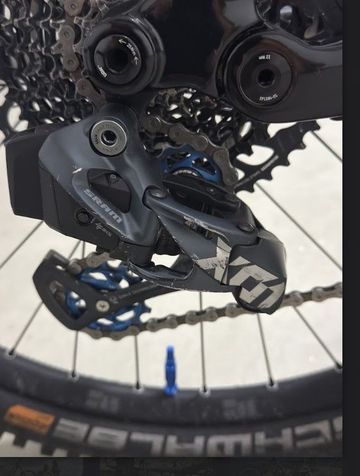 Tweedehands Canyon Torque Sram X0 EAGLE AXS 2023 Mountainbike — afbeelding 5 van 9
