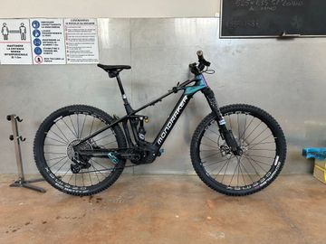 Brugt Mondraker CRAFTY CARBON XR 2024 2024 Mountainbike — billede 1 af 5
