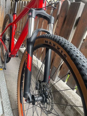 Used KTM Ride 2023 Mountainbike, Red — image 3 of 5