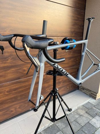 Used Isaac Element Frameset 2025 Road & Gravel — image 8 of 9