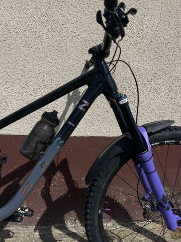 Tweedehands Marin Rift Zone XR 2025 Mountainbike — afbeelding 2 van 3