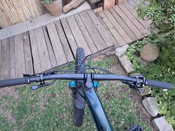 Trek Slash 9.8 2019 2019 Mountainbike d'occasion — image 9 sur 10