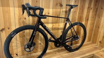 Orbea ORCA M20iLTD PWR 2024 2024 Road & Gravel usato, Rosso — immagine 6 di 6