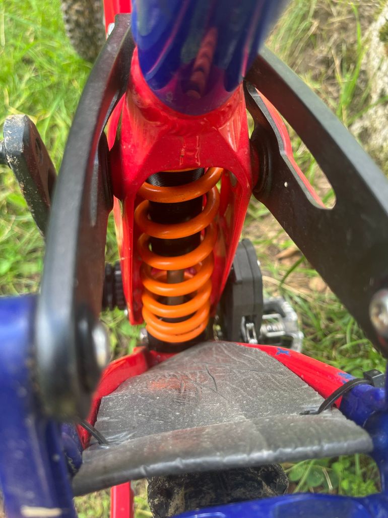 Used Mondraker Summum Pro 2020 2020 Mountainbike, Red — image 12 of 15