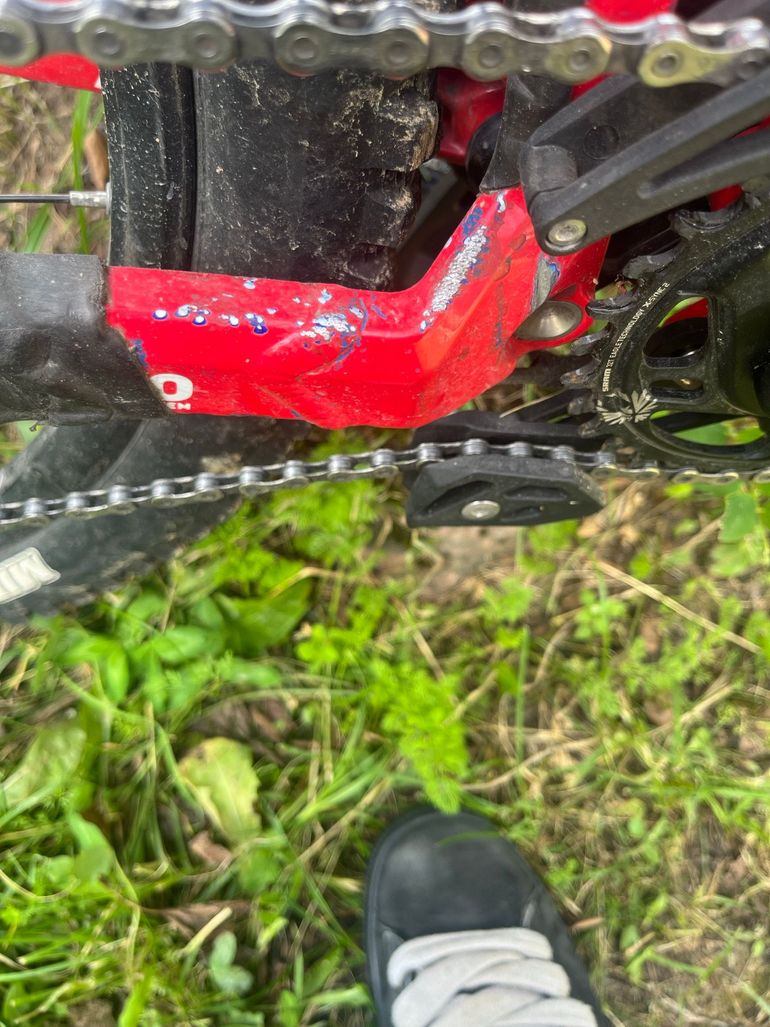 Used Mondraker Summum Pro 2020 2020 Mountainbike, Red — image 15 of 15