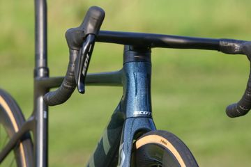 Scott Addict RC Pro 2023 2023 Road & Gravel d'occasion — image 3 sur 5