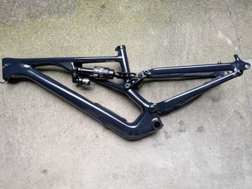 Used Specialized Enduro Expert 2024 Frameset 2024 Mountainbike, Blue, 29 — image 26 of 27