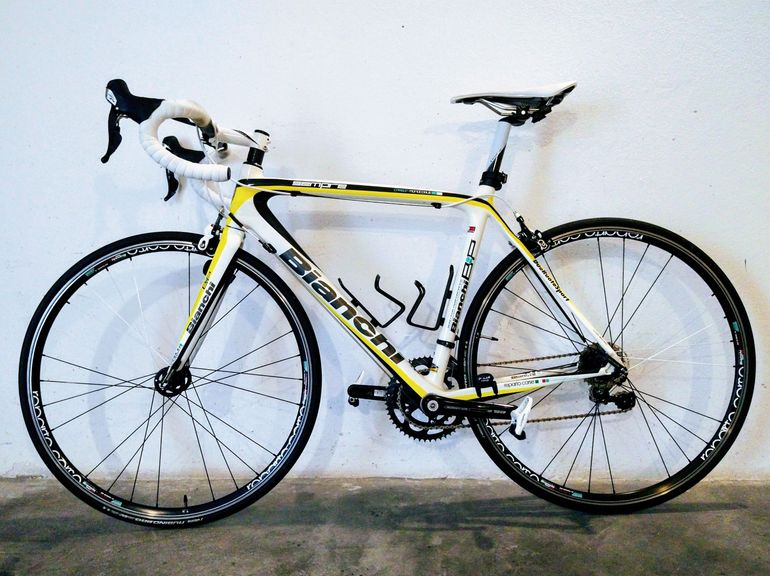 Used Bianchi Sempre 105 2012 2012 Road & Gravel, Blanco — image 1 of 11