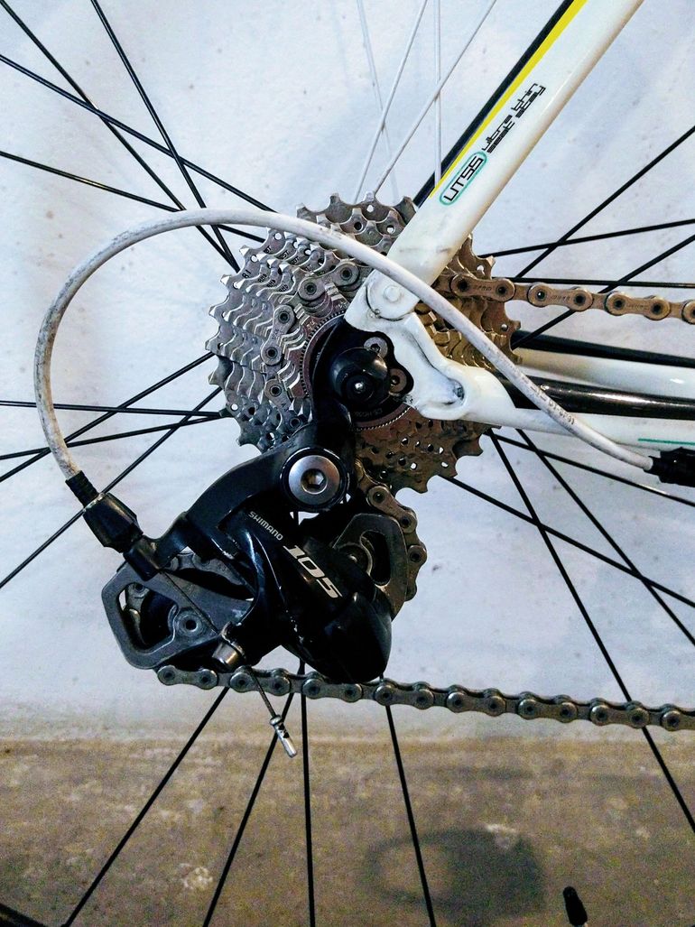 Used Bianchi Sempre 105 2012 2012 Road & Gravel, Blanco — image 5 of 11