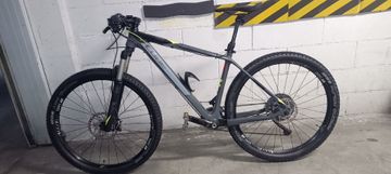 CUBE Reaction Gtc Pro 2017 Mountainbike usato, Grigio chiaro — immagine 2 di 16