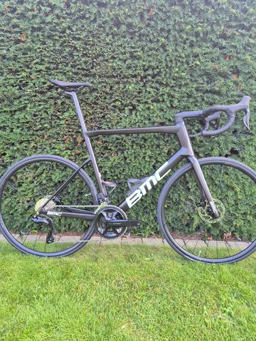 Używany BMC Teammachine Shimano 105 Di2 2024 Road & Gravel