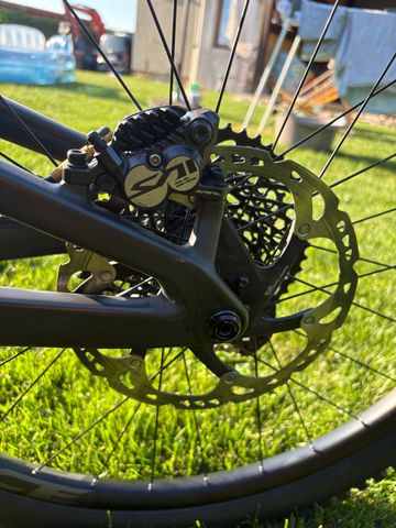 Brugt Santa Cruz NOMAD S / Carbon C 2023 2023 Mountainbike — billede 14 af 17