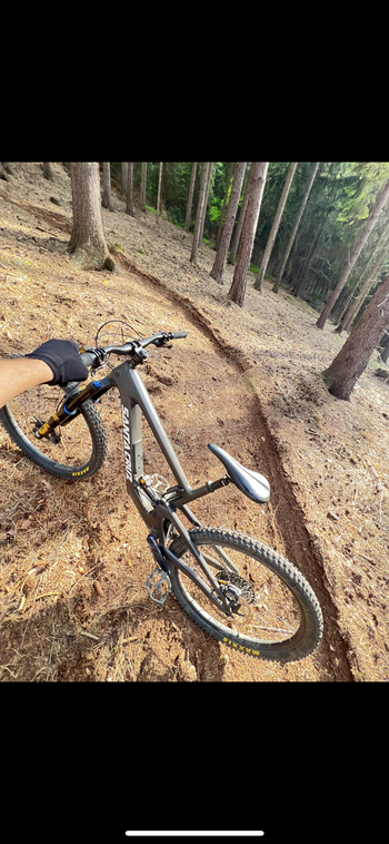 Santa Cruz, NOMAD S / Carbon C 2023