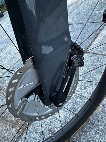 Canyon Speedmax CF 7 Di2 2025 2025 Road & Gravel usato, Grigio chiaro — immagine 6 di 9
