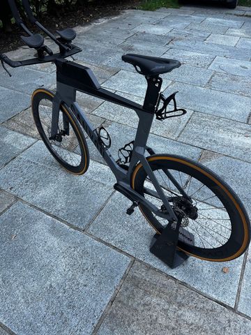Canyon Speedmax CF 7 Di2 2025 2025 Road & Gravel usato, Grigio chiaro — immagine 3 di 9