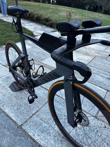 Canyon Speedmax CF 7 Di2 2025 2025 Road & Gravel usato, Grigio chiaro — immagine 4 di 9