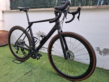 Tweedehands Canyon Endurace CF 8 2022 2022 Road & Gravel — afbeelding 7 van 8