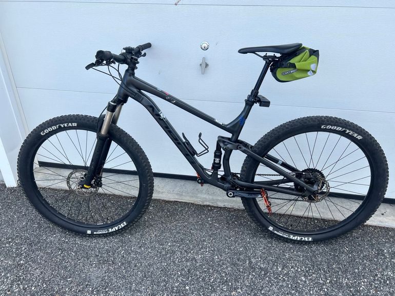 Used Norco Fluid FS 1 27.5 2019 2019 Mountainbike, Black, 27.5 — image 1 of 4