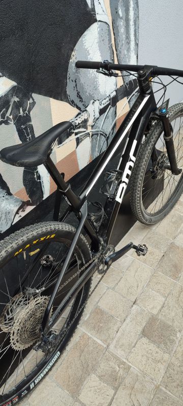 BMC Twostroke Shimano SLX 2021 Mountainbike usato, Nero — immagine 2 di 3
