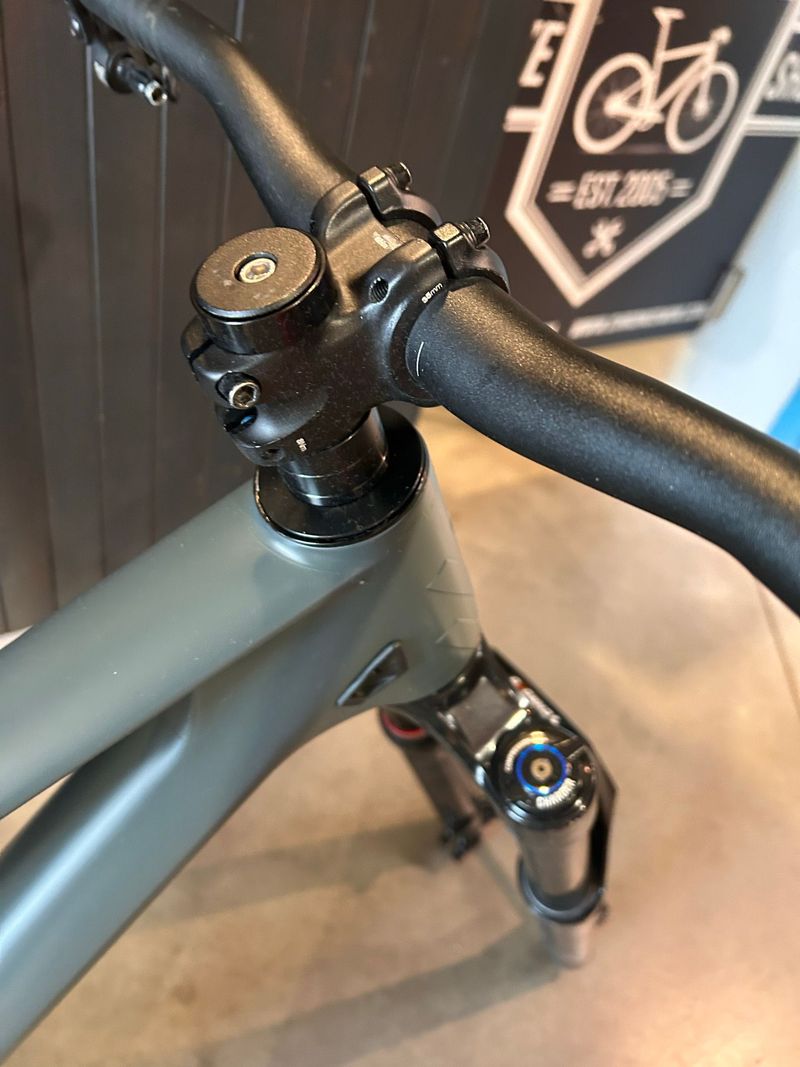 SCOR 4060 ST NX 2022 Frameset 2022 Mountainbike d'occasion — image 8 sur 15
