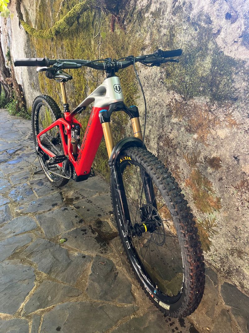 Mondraker Crafty RR 2024 Mountainbike d'occasion — image 5 sur 8