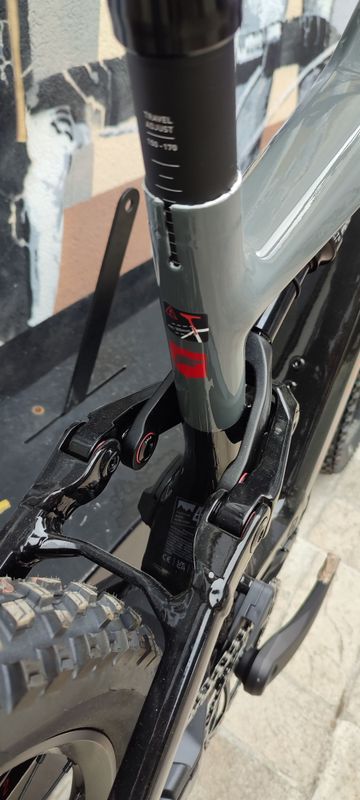 Used Focus JAM² 6.9 2024 2024 Mountainbike, Black, 29 — image 2 of 7