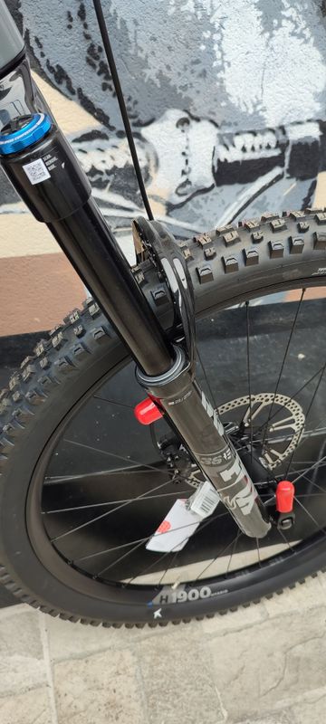 Used Focus JAM² 6.9 2024 2024 Mountainbike, Black, 29 — image 3 of 7